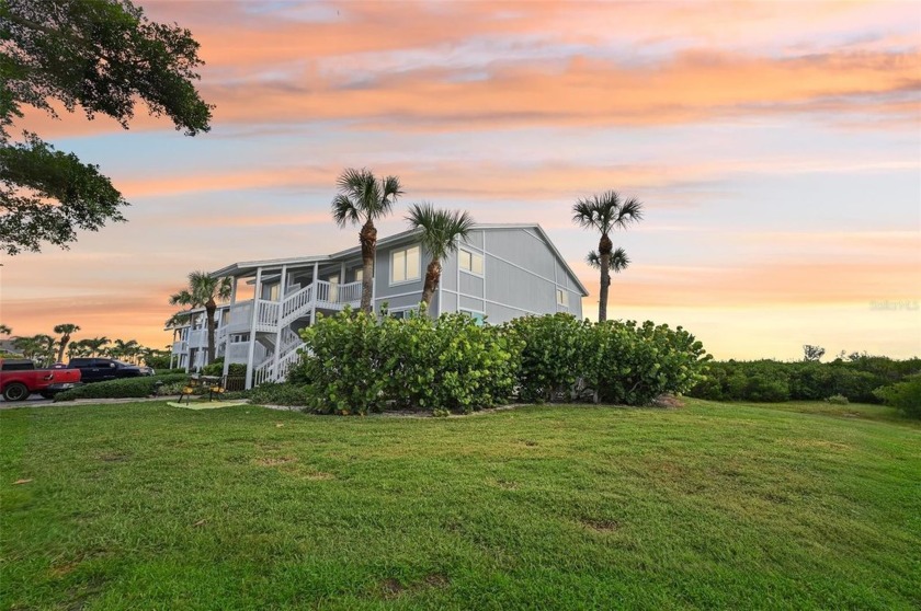 Gorgeously renovated 2 bedroom 2 bathroom condo where you can - Beach Condo for sale in Boca Grande, Florida on Beachhouse.com