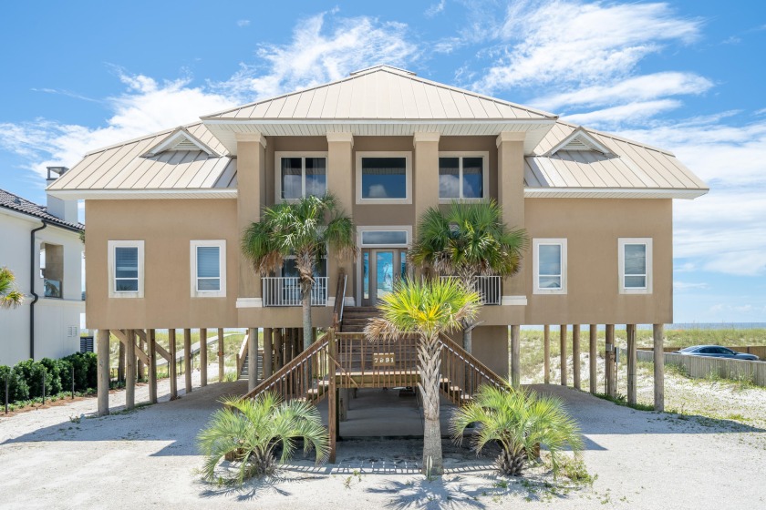 Welcome to ''The Oasis'' a beautiful 4 Bedroom Gulf Front home - Beach Home for sale in Navarre, Florida on Beachhouse.com