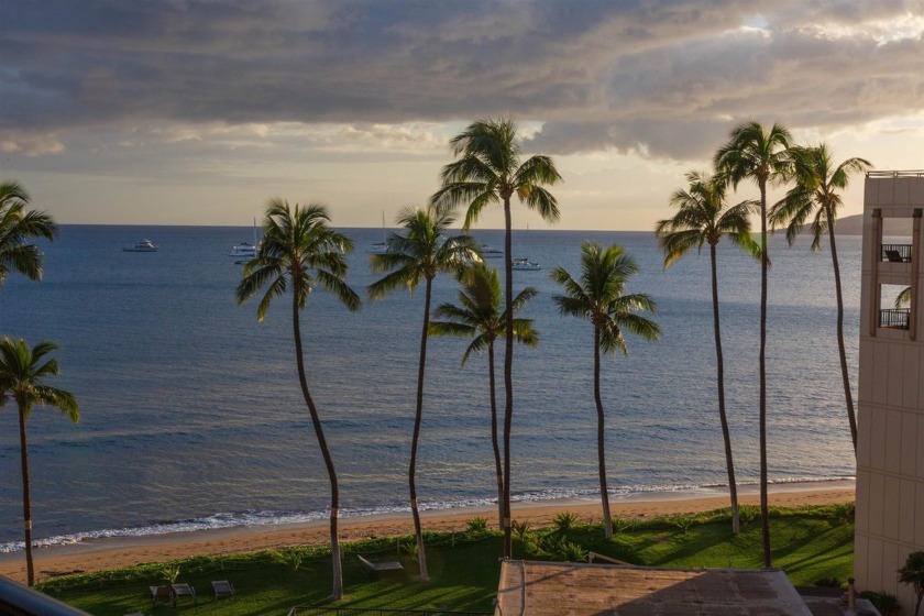 Beachfront Penthouse living at its best. Penthouse #06 is 613 - Beach Condo for sale in Kihei, Hawaii on Beachhouse.com