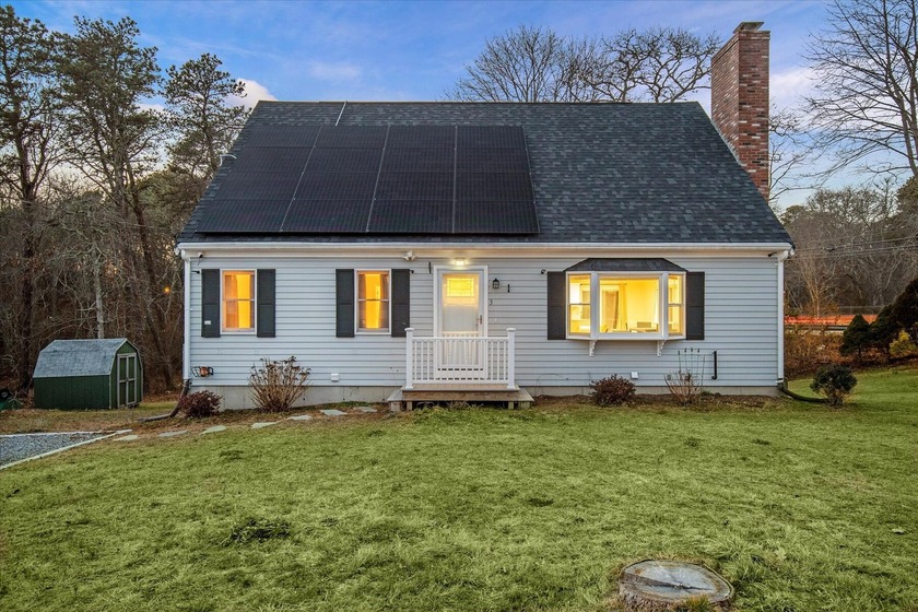 Spacious and thoughtfully updated, this versatile 4BD home - Beach Home for sale in Teaticket, Massachusetts on Beachhouse.com