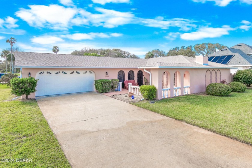 Welcome to this AWESOME 3 BEDROOM /2 BATHROOM / 2 CAR GARAGE - Beach Home for sale in Ponce Inlet, Florida on Beachhouse.com