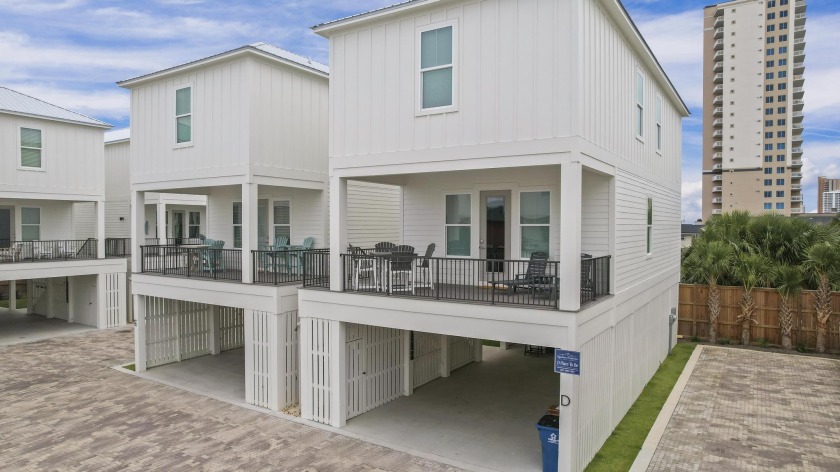 D Place to Be at Pelican Place -Brand New - Signature - Beach Vacation Rentals in Gulf Shores, Alabama on Beachhouse.com