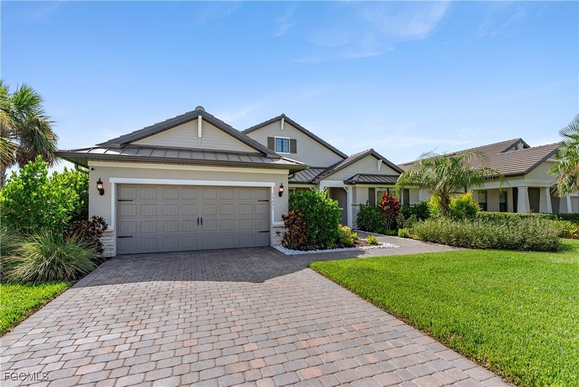 Here is your chance to own a rarely available Tangerly Oak model - Beach Home for sale in Fort Myers, Florida on Beachhouse.com