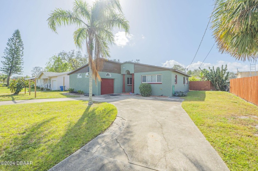 HOME LOOKS SIMPLE FROM THE OUTSIDE, BUT WAIT UNTIL YOU SEE THE - Beach Home for sale in Daytona Beach, Florida on Beachhouse.com