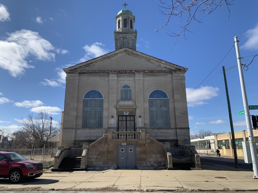 The building is in need of some repairs. A new roof and gutters - Beach Commercial for sale in Detroit, Michigan on Beachhouse.com