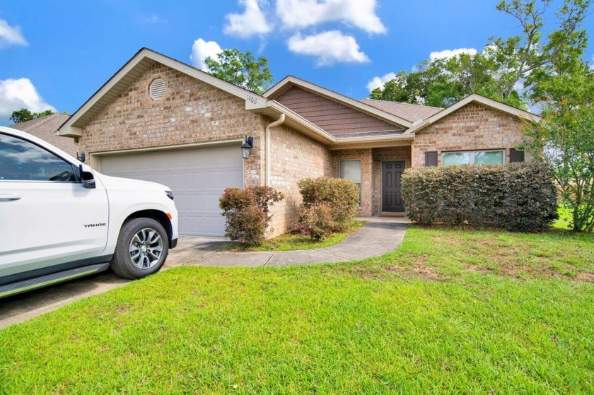 Located in the gated community of Cypress Gates, this GOLD - Beach Home for sale in Foley, Alabama on Beachhouse.com