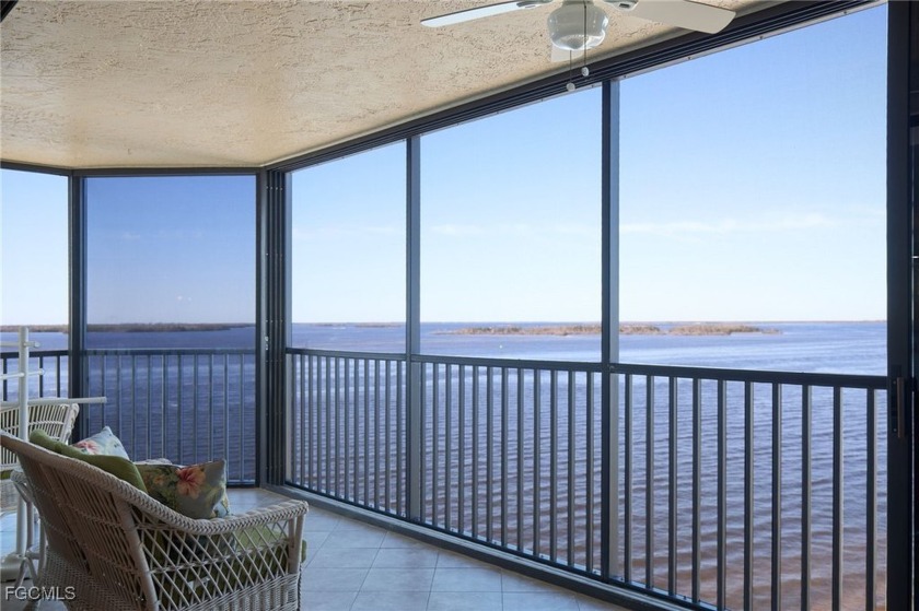 LOCATION AND LIFESTYLE, HAVE IT ALL at THIS BEACHFRONT CONDO! - Beach Condo for sale in Fort Myers, Florida on Beachhouse.com