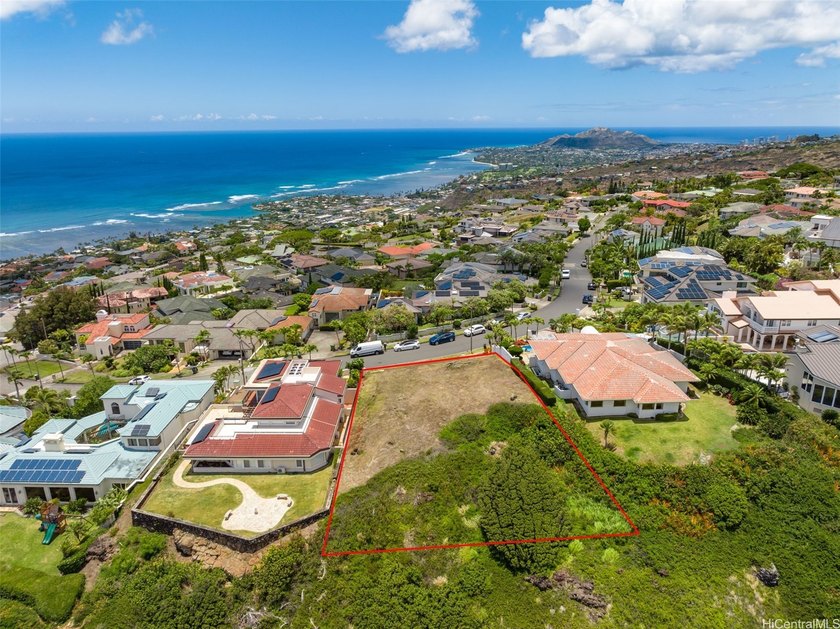 AMAZING OPPORTUNITY to build your DREAM HOME on the prestigious - Beach Lot for sale in Honolulu, Hawaii on Beachhouse.com