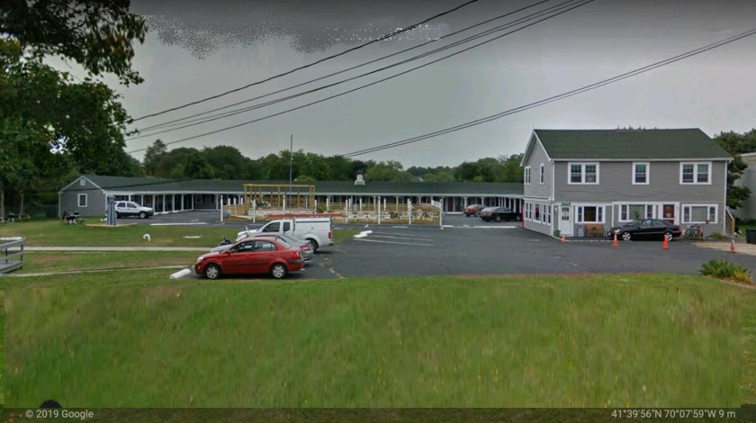 This is a great opportunity to buy this 27 unit motel zoned - Beach Commercial for sale in Dennis Port, Massachusetts on Beachhouse.com