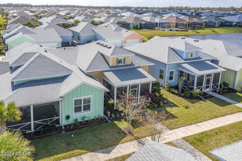 Super Cute Bamboo near the pond! You will LOVE the warm feeling - Beach Home for sale in Daytona Beach, Florida on Beachhouse.com