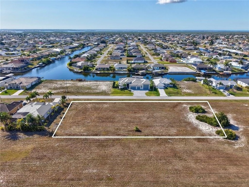 Don't miss this outstanding opportunity to convert and develop a - Beach Lot for sale in Cape Coral, Florida on Beachhouse.com