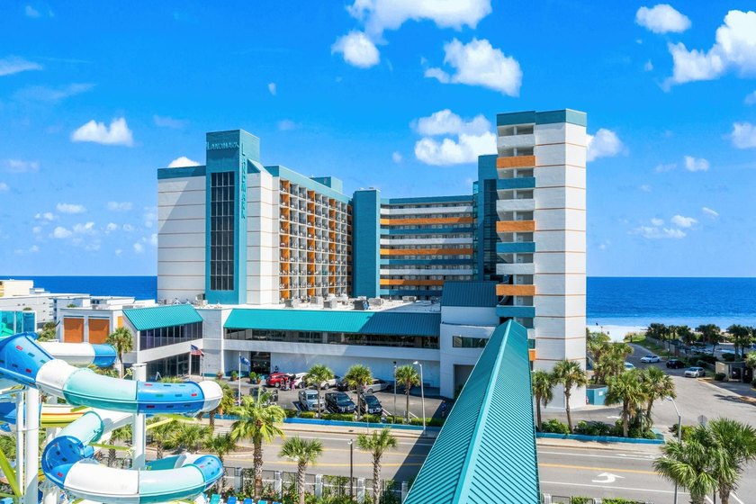 Fifteen floors above the shoreline, where the horizon stretches - Beach Condo for sale in Myrtle Beach, South Carolina on Beachhouse.com