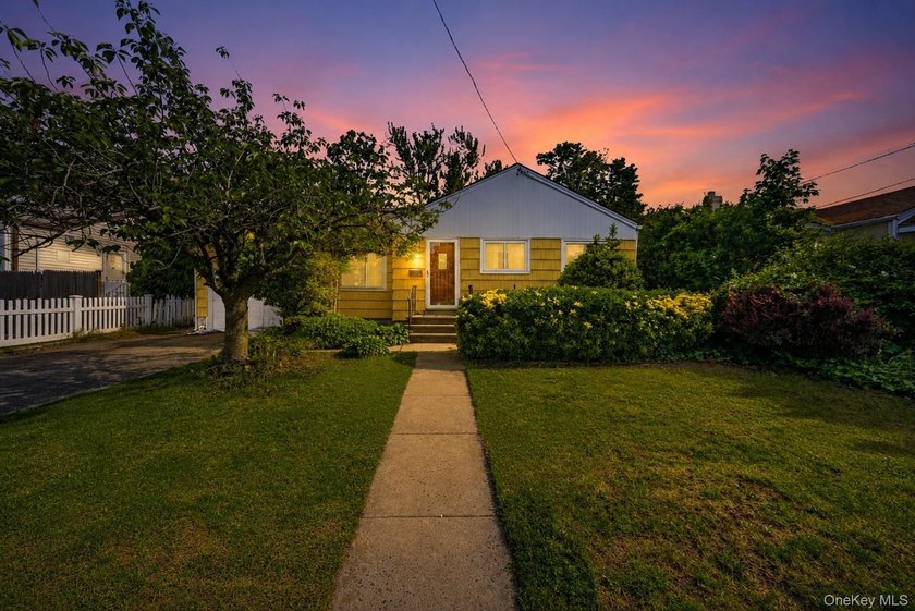 Welcome to 132 Davison Avenue, Oceanside! This beautiful and - Beach Home for sale in Oceanside, New York on Beachhouse.com