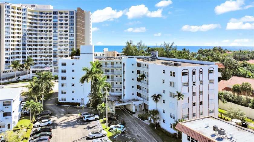 Beautifully remodeled 2-bedroom, 2-bath condo just one block - Beach Condo for sale in Hallandale Beach, Florida on Beachhouse.com