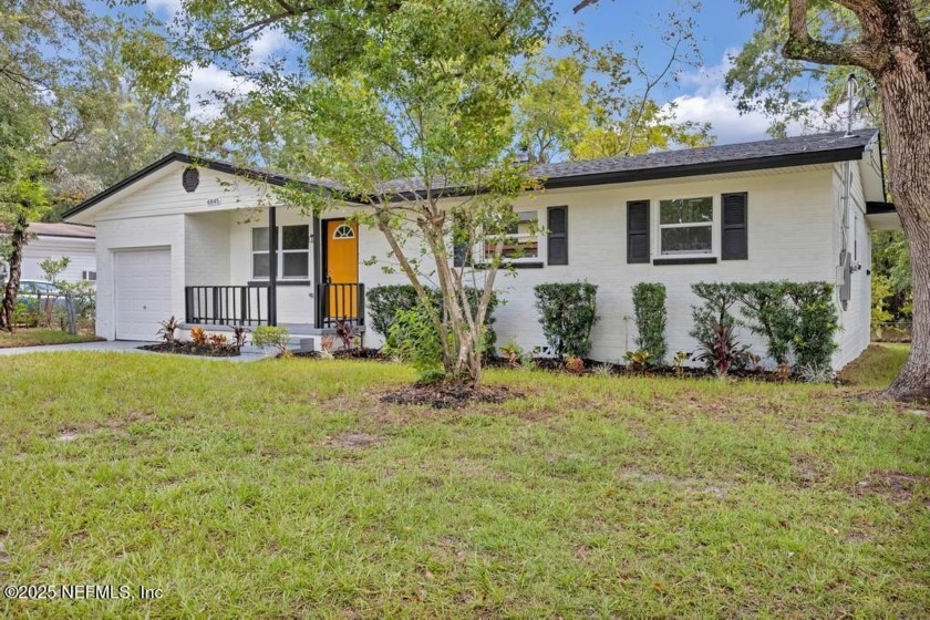 This is the ONE. This home is exquisitely renovated to the - Beach Home for sale in Jacksonville, Florida on Beachhouse.com