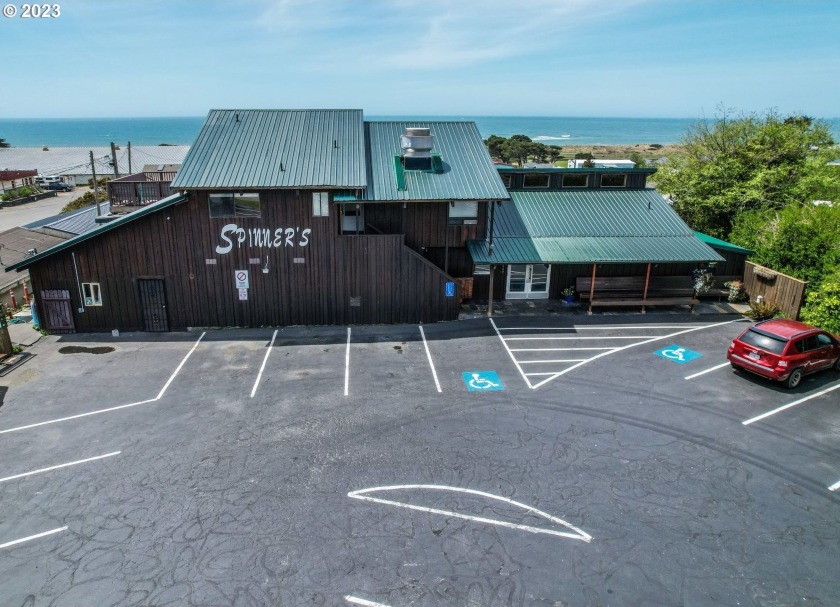 Looking to invest in a prime commercial location with two - Beach Commercial for sale in Gold Beach, Oregon on Beachhouse.com