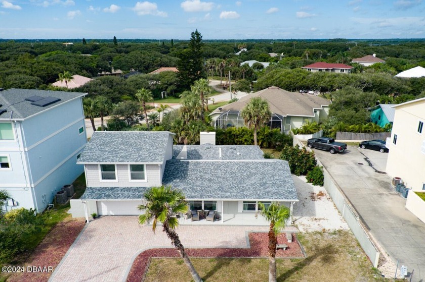 Pack your swimsuits! Welcome to your beachside home with public - Beach Home for sale in Port Orange, Florida on Beachhouse.com