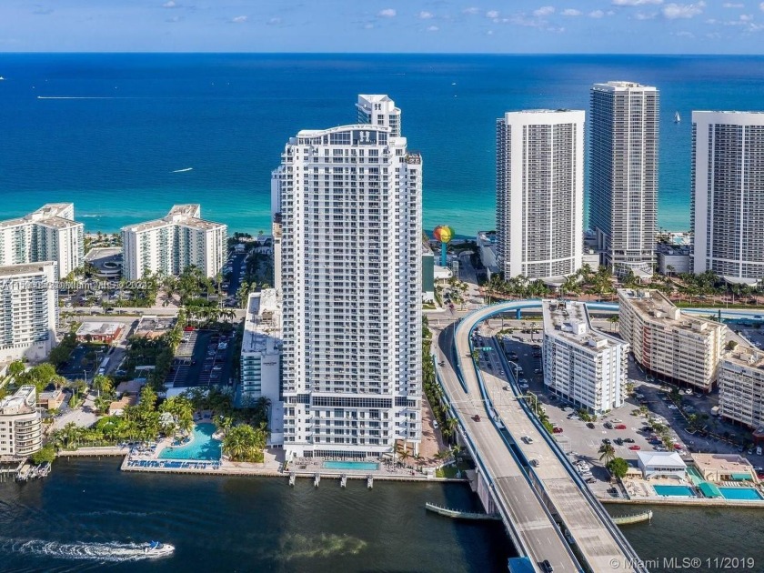 Best deal at Hyde, Beautiful unit, Nice view of the intracoastal - Beach Condo for sale in Hallandale Beach, Florida on Beachhouse.com