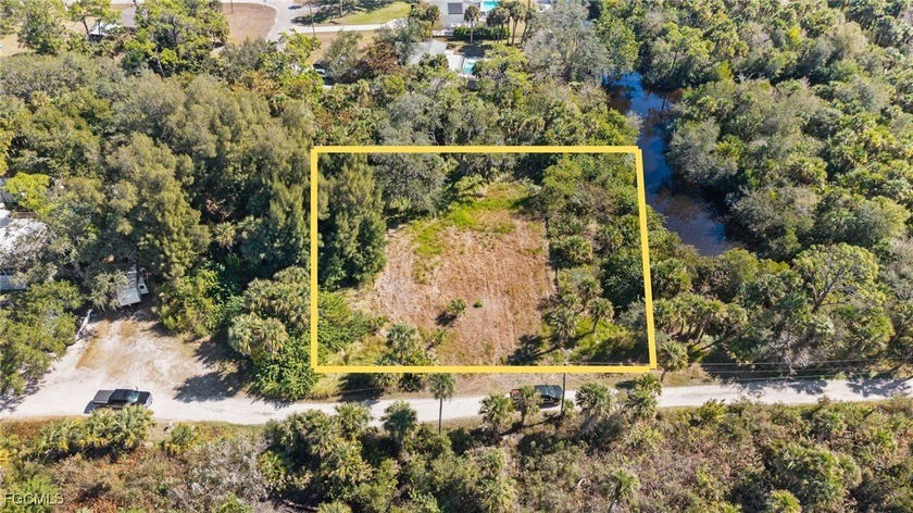 You must see this private, cleared Gulf-access lot tucked away - Beach Lot for sale in North Fort Myers, Florida on Beachhouse.com