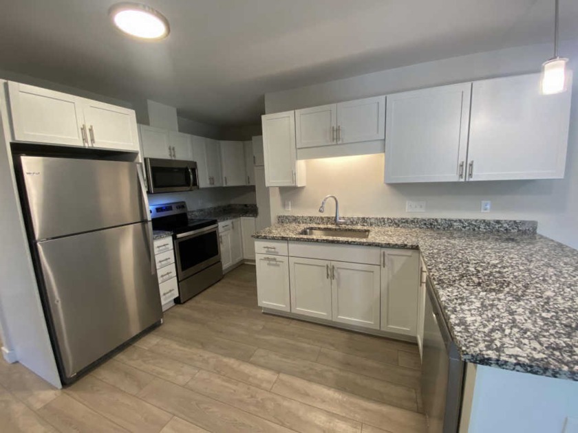 Recently built 2 year old condominium with 2 bedrooms, fully - Beach Condo for sale in Scarborough, Maine on Beachhouse.com