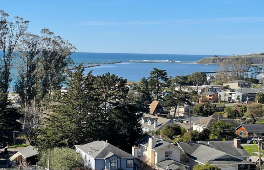 Land, water, and plans available for a 2-unit residential - Beach Lot for sale in EL Granada, California on Beachhouse.com