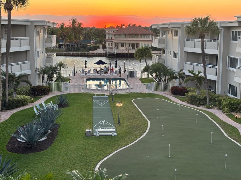 Don't let the square footage fool you. This unit is truly - Beach Condo for sale in Hillsboro Beach, Florida on Beachhouse.com