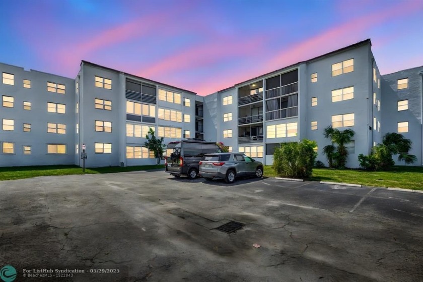 Don't miss on this amazing opportunity to own a piece of - Beach Condo for sale in Lauderdale Lakes, Florida on Beachhouse.com