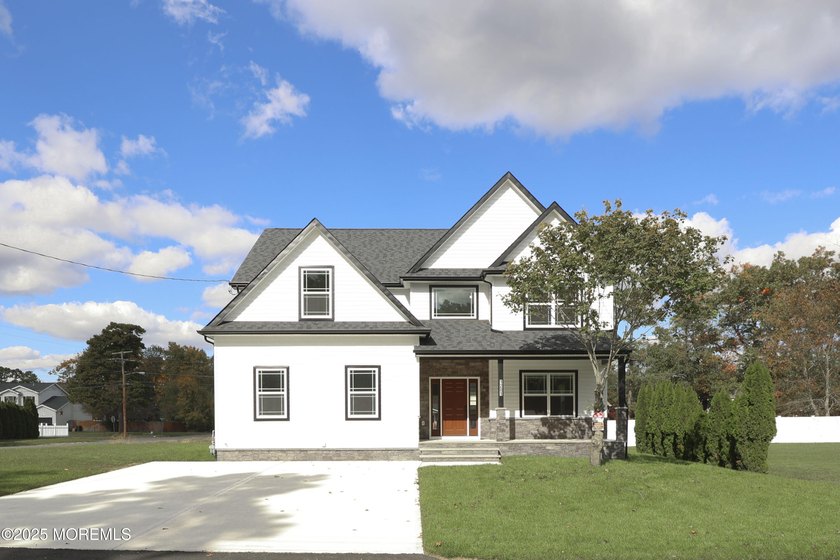 BRAND NEW CONSTRUCTION! Beautiful 4 Bedroom, 2.5 Bath 3,300 SF - Beach Home for sale in Toms River, New Jersey on Beachhouse.com
