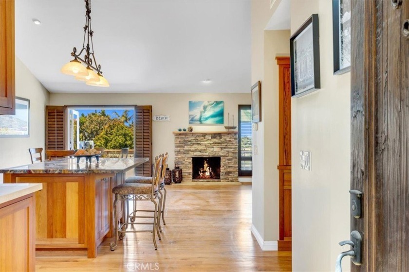 OCEAN VIEW SINGLE-LEVEL COTTAGE IN NIGUEL SHORES
Nestled in the - Beach Townhome/Townhouse for sale in Dana Point, California on Beachhouse.com