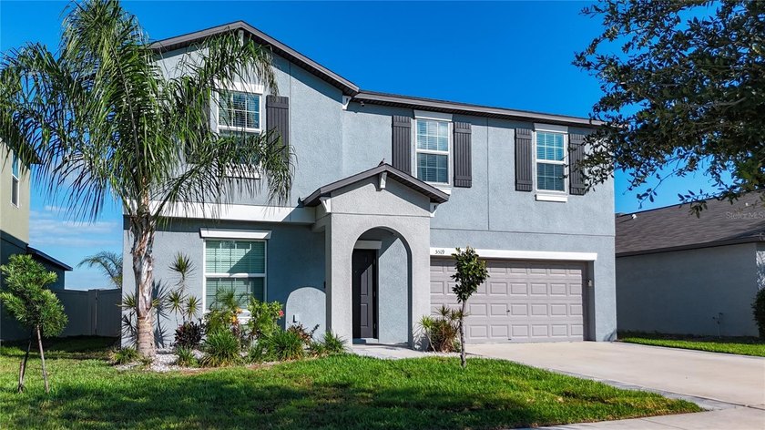 **SELLER WILL ASSIST WITH BUYER'S CLOSING COSTS!**FLORIDA LIVING - Beach Home for sale in Wimauma, Florida on Beachhouse.com