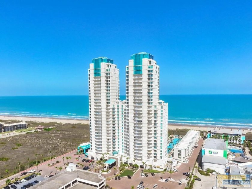 Rare opportunity to own a bungalow at the Sapphire on SPI. Unit - Beach Condo for sale in South Padre Island, Texas on Beachhouse.com