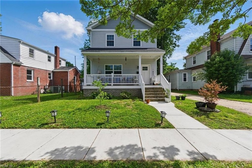 Step into this beautifully crafted 4 bed, 3.5 bath home, built - Beach Home for sale in Portsmouth, Virginia on Beachhouse.com