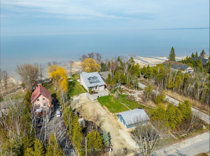 Beachfront Bliss in Collingwood. Where Memories Are Made - Beach Home for sale in Collingwood,  on Beachhouse.com