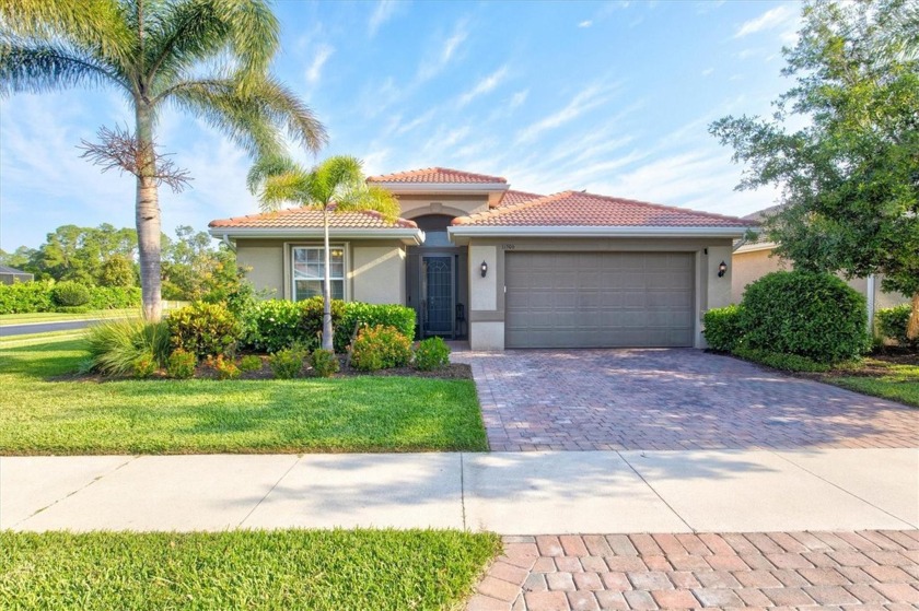Under contract-accepting backup offers. Welcome to your true - Beach Home for sale in Venice, Florida on Beachhouse.com