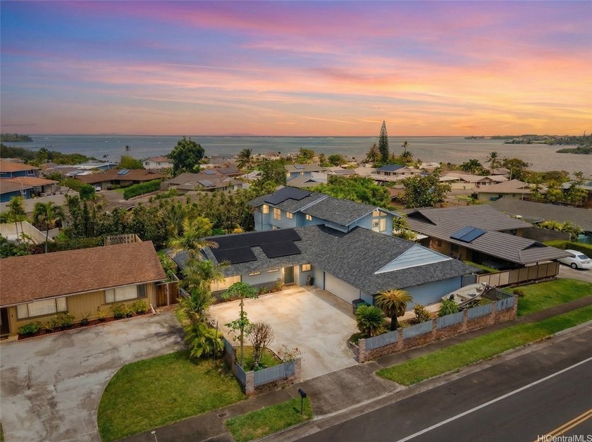 Welcome home to 46-245 Lilipuna Road! This rarely available 4 - Beach Home for sale in Kaneohe, Hawaii on Beachhouse.com