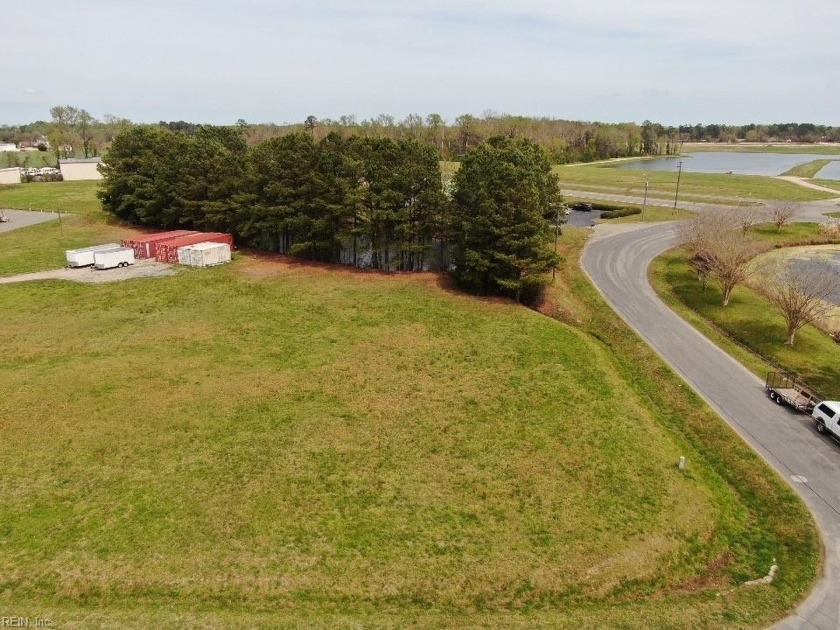 PRIME COMMERCIAL/INDUSTRIAL PROPERTY. 5.26 ACRES ZONED L-1 LIGHT - Beach Acreage for sale in Smithfield, Virginia on Beachhouse.com