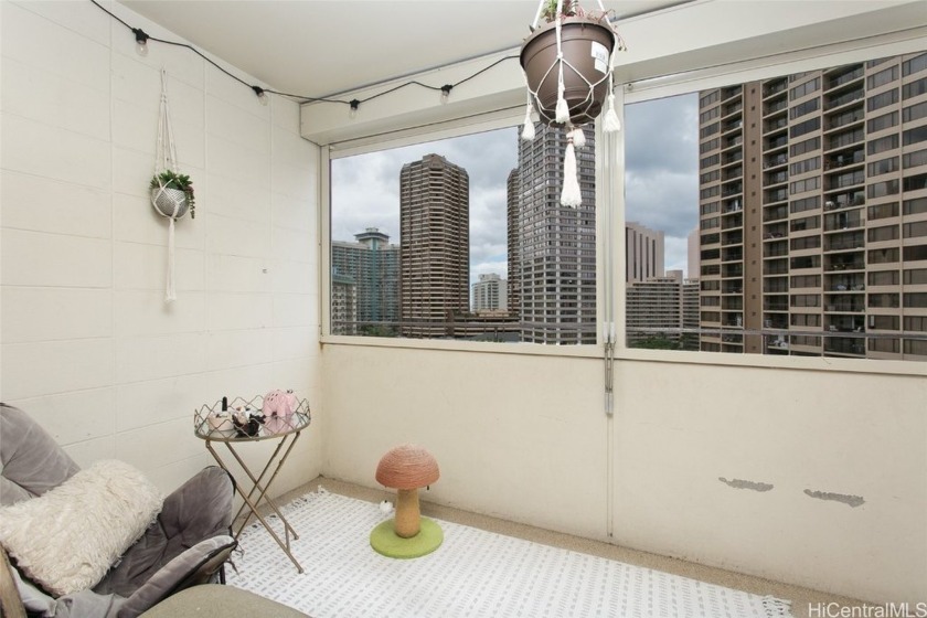 Come home to paradise in your Waikiki tropical retreat! Kalia is - Beach Condo for sale in Honolulu, Hawaii on Beachhouse.com