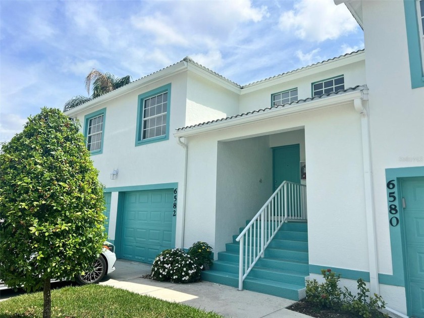 Paradise found! Take up residence in this unique and beautiful - Beach Condo for sale in Bradenton, Florida on Beachhouse.com