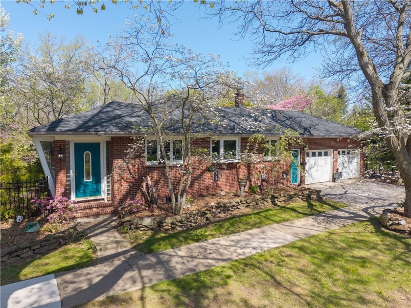 WOW! Don't miss this beautiful, meticulously taken care of ranch - Beach Home for sale in Rochester, New York on Beachhouse.com