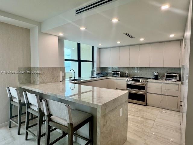 Absolutely stunning Turn Key Completely redone in a modern - Beach Condo for sale in Bal Harbour, Florida on Beachhouse.com
