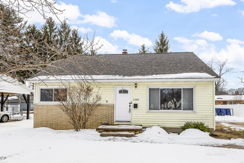 Located in Roosevelt Park in Muskegon, this well-maintained Cape - Beach Home for sale in Muskegon, Michigan on Beachhouse.com