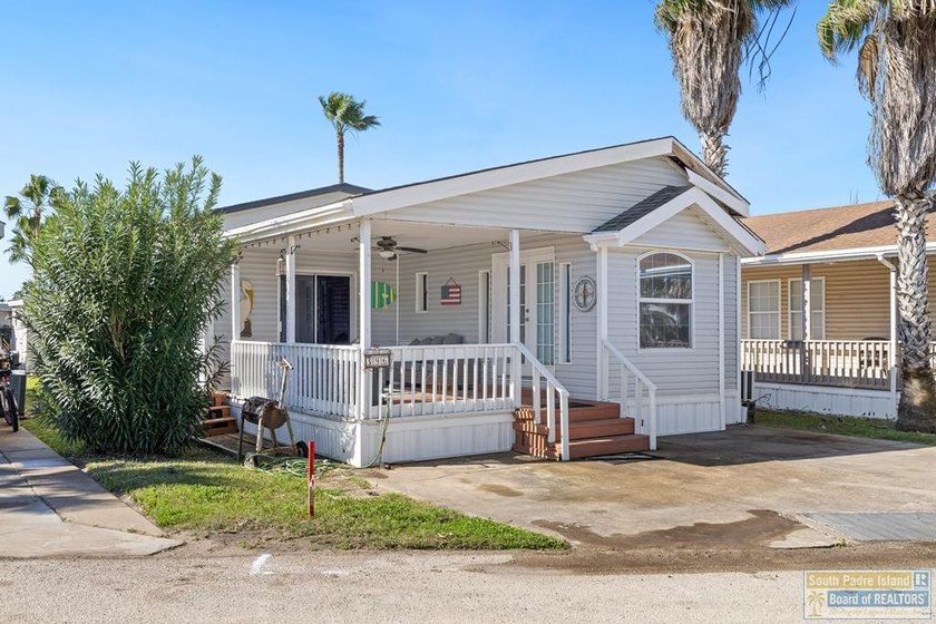 This could be your home or the perfect home away from home! This - Beach Home for sale in Port Isabel, Texas on Beachhouse.com