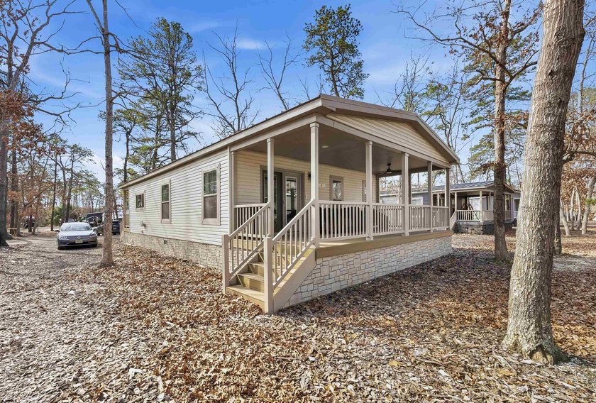 ***SWAN LAKE @ GALLOWAY NEW LISTING ALERT***2 BED 1.5 - Beach Home for sale in Galloway, New Jersey on Beachhouse.com