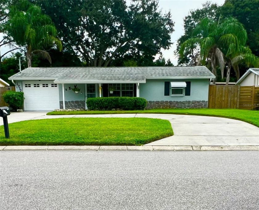 Under contract-accepting backup offers. Discover the charm of - Beach Home for sale in Clearwater, Florida on Beachhouse.com