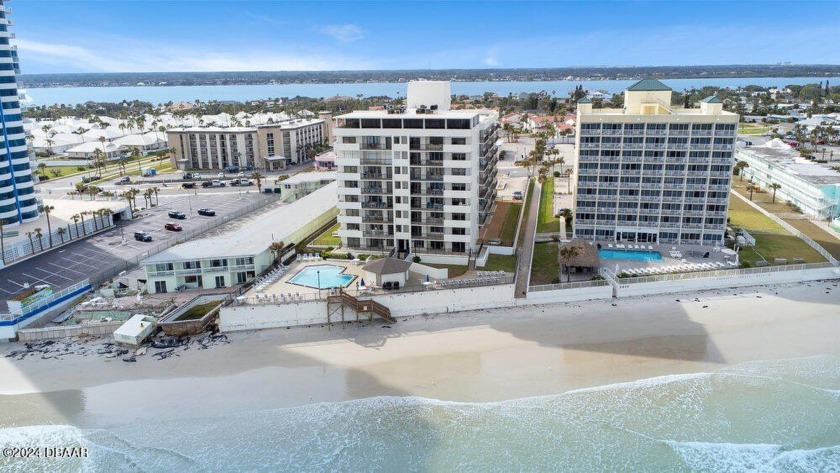 Experience breathtaking, panoramic views of the Atlantic Ocean - Beach Condo for sale in Daytona Beach, Florida on Beachhouse.com