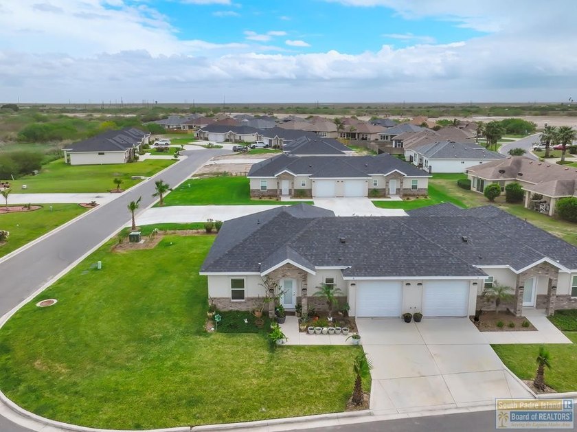 Charming 2-bedroom, 2-bath casita located in the highly - Beach Home for sale in Laguna Vista, Texas on Beachhouse.com