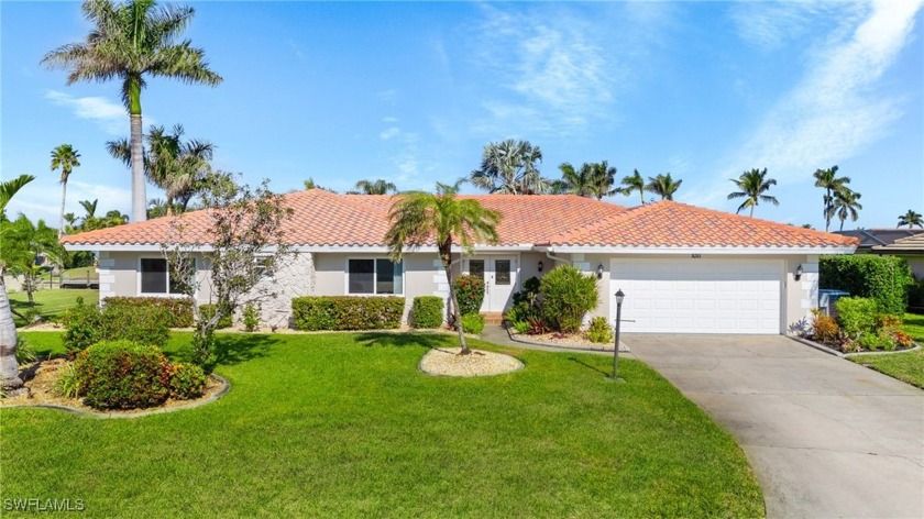 Welcome to 1011 S. Town and River Dr, A DIRECT GULF ACCESS, 4 - Beach Home for sale in Fort Myers, Florida on Beachhouse.com