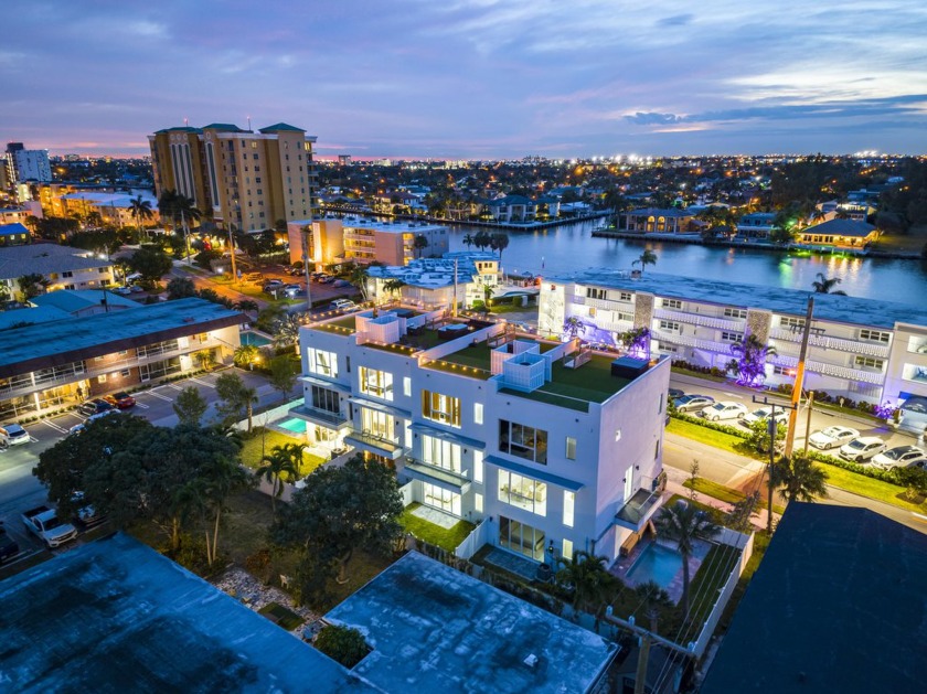 100% LEASED! Discover the epitome of modern living in these - Beach Townhome/Townhouse for sale in Pompano Beach, Florida on Beachhouse.com