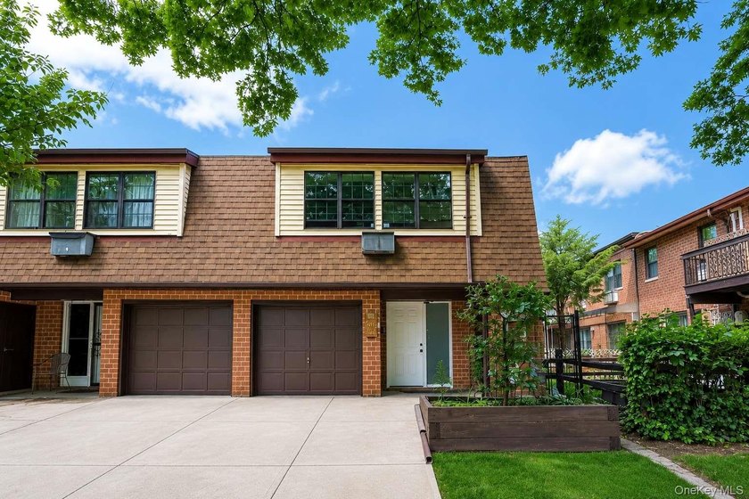 Welcome to this fully renovated 2-Family Condo Townhouse located - Beach Home for sale in Flushing, New York on Beachhouse.com