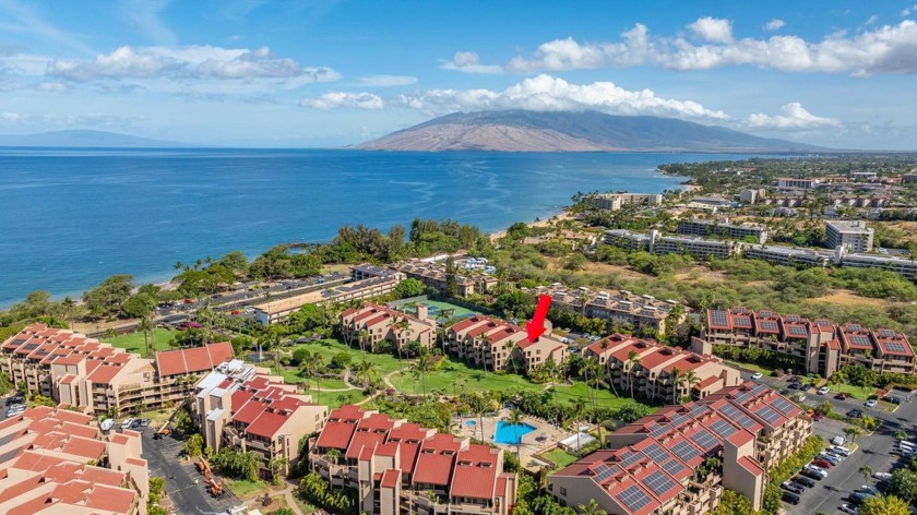 Stunning Vacation Condo - Your Island Paradise Awaits!  This - Beach Condo for sale in Kihei, Hawaii on Beachhouse.com